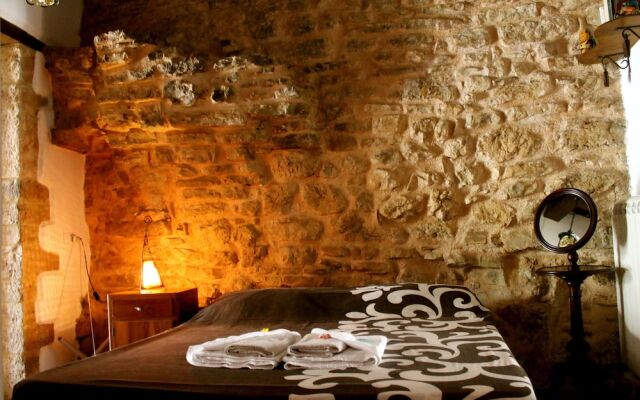 Guesthouse Runcini dormire in un borgo medievale