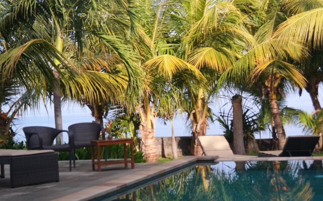 1000 Dream Bungalow & Restaurant