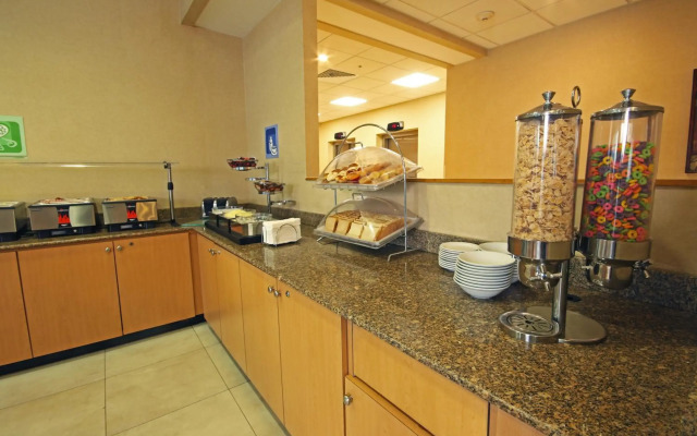 Holiday Inn Express Hotel & Suites Cd. Juarez - Las Misiones by IHG