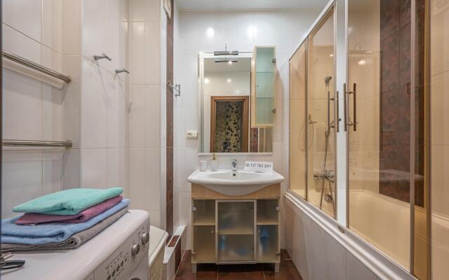 Sleep and Shower on Chapaev Street