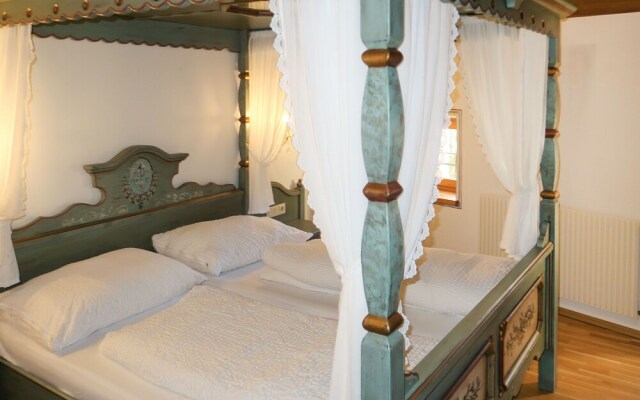 Burg Biedenegg Niedermontani Flie