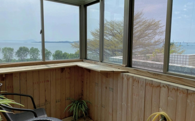 Breeze and Waves Hostel