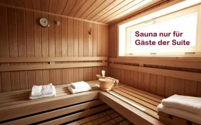 Hotel Restaurant Am Helmwartsturm