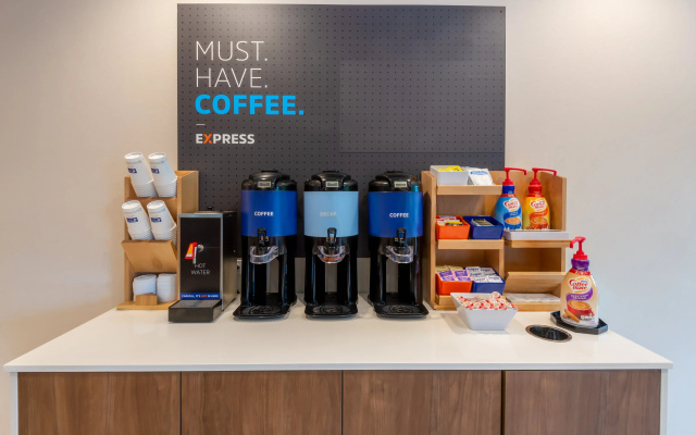 Holiday Inn Express Philadelphia NE - Bensalem by IHG