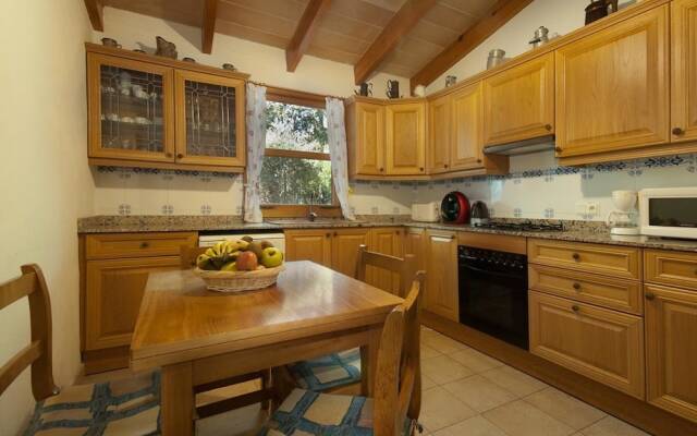 Villa - 3 Bedrooms with Pool and WiFi - 103177