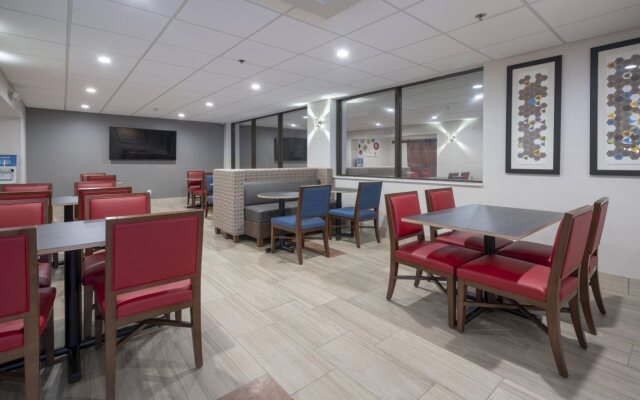 Holiday Inn Express Minneapolis/Coon Rapids/Blaine by IHG