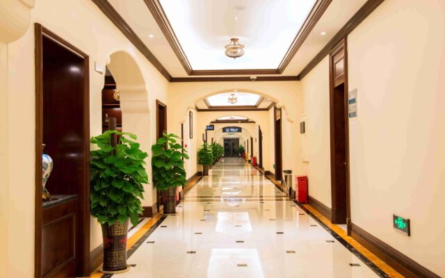 Chengmai Meilang Bay Xiangmian Hotel