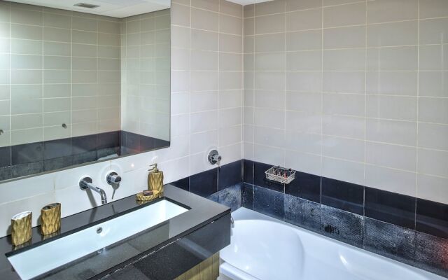 Luxury Staycation - Lofts East