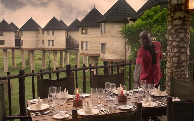 Salt Lick Safari Lodge
