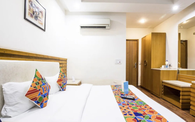 FabHotel GRD DLF Square