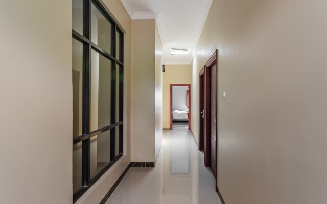 RedDoorz Syariah near Exit Toll Banyumanik