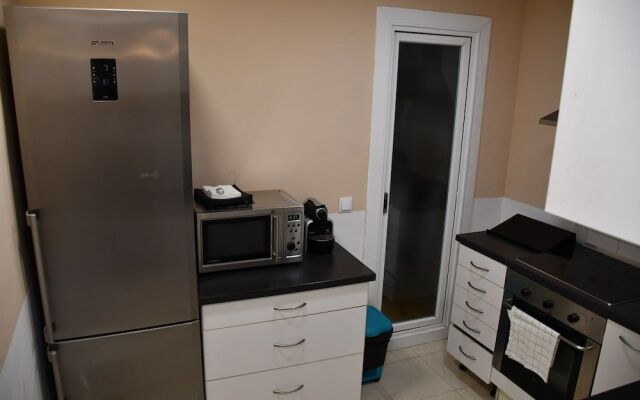 Three Bedroom Apartment in Sants