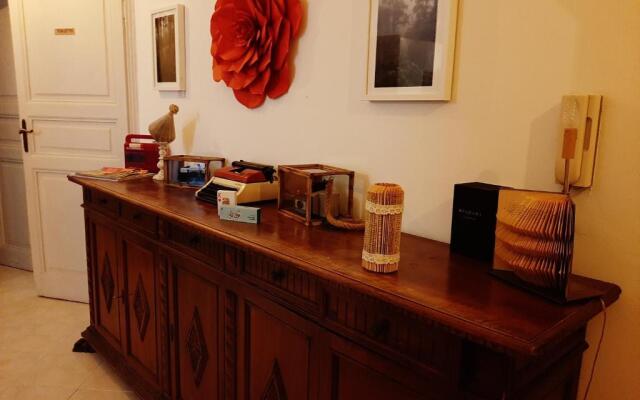 trastevere corner 8 apartment