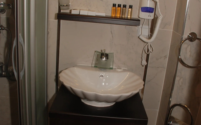 Mavi Inci Park Otel