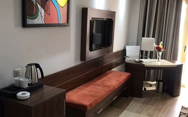 Golden Tulip Hotel Alexandre