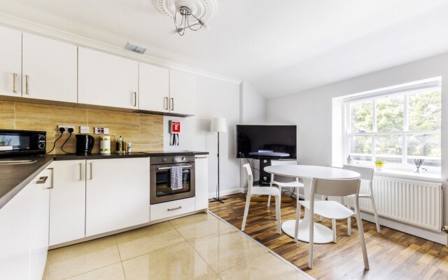 Fast WiFi | Sleeps 4 | Pet-friendly