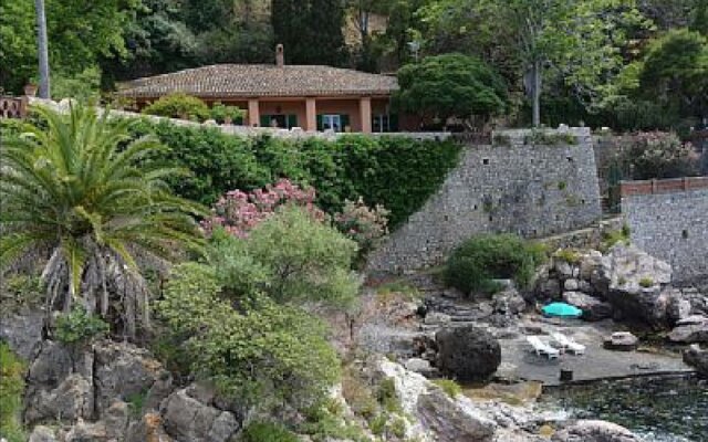 Exclusive Property Taormina