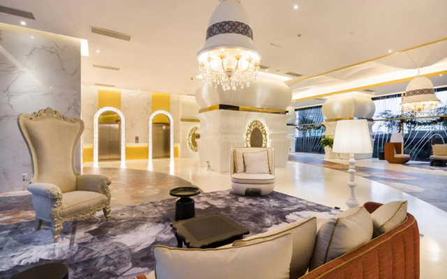 Modern Suites IArte@Mont Kiara I2B1.5B I3 PAX – Lobby – Kuala Lumpur