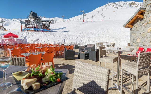 Pretty Apartment Just 300 Meters From the Slopes in Tignes