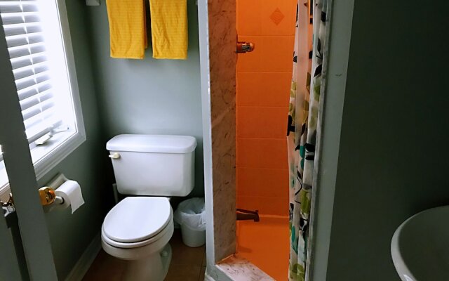 Entire 3 Bedroom Townhouse in Markham