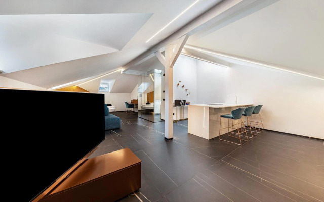 App 6 Palazzo Cavour