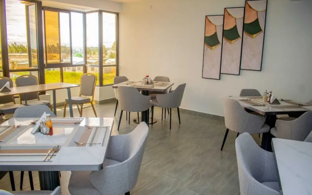 Kolel Hotel and Suites