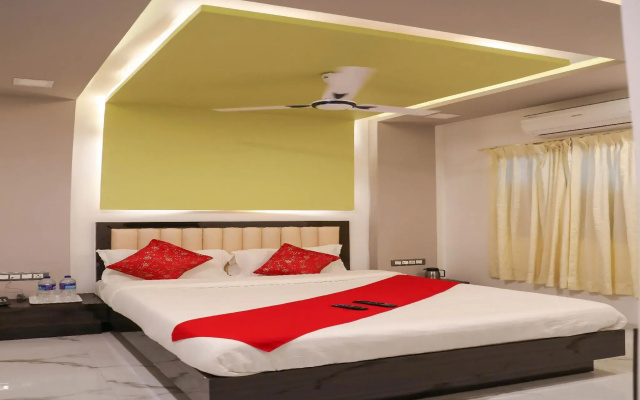 FabHotel Prime Grand
