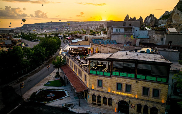 Nomads Cave Hotel & Rooftop
