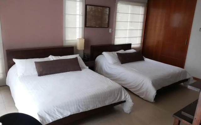 Hotel Cyan Suites