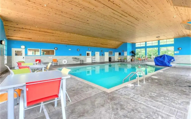 GrandStay® Hotel & Suites – Chisago City