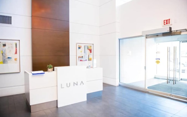 Executive Suites by Roseman - Luna