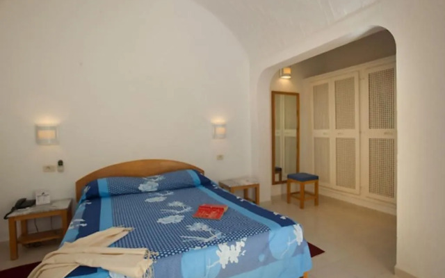 Hotel Samira Club - Caters to Couples