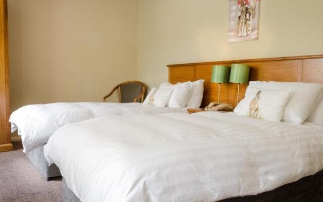 The Tumbling Weir Hotel & Restaurant