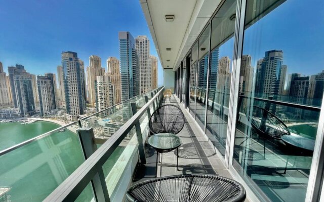 Stunning Marina View with Balcony - Airbetter