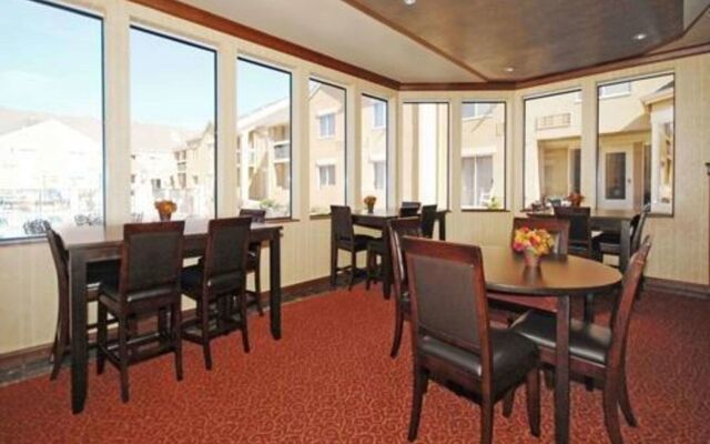 Red Roof Inn PLUS+ & Suites Knoxville West-Cedar Bluff