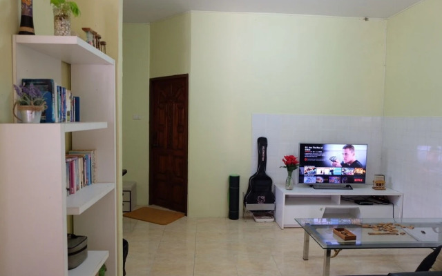 Krabi Host Family - Hostel