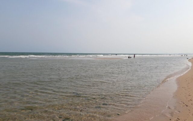 Talay Hotel & Villa