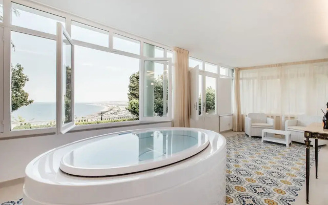 Secret Garden - Suites & Apartments