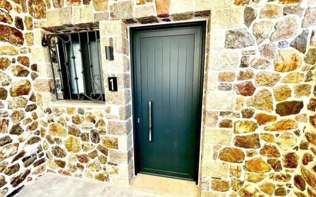 Trocadero Luxury Suites