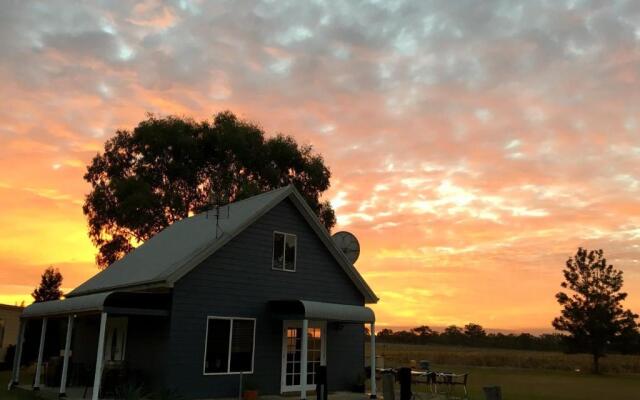 Madigan Wine Country Cottages