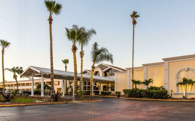 Clarion Hotel Orlando International Airport