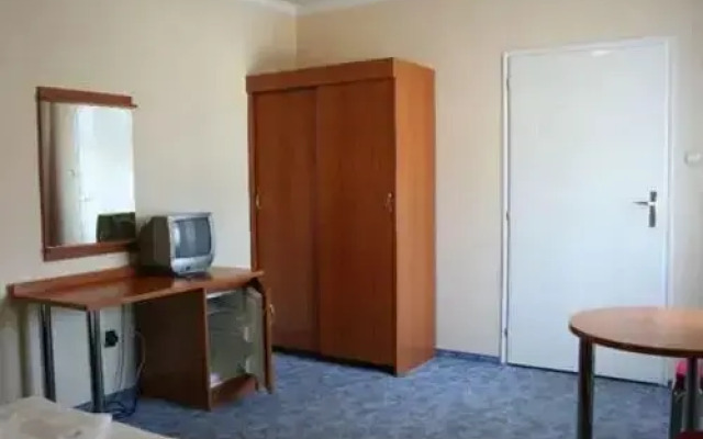 Arany Kakas Fogadó