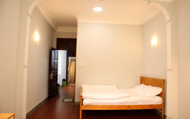 The Roost Hostel – Guest Rooms – Ho Chi Minh City
