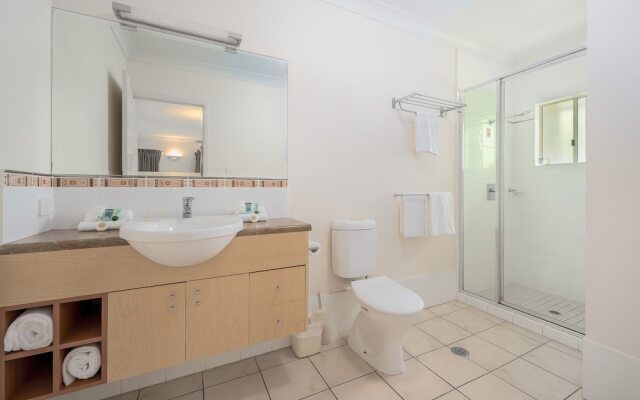 18 Central Plaza Port Douglas