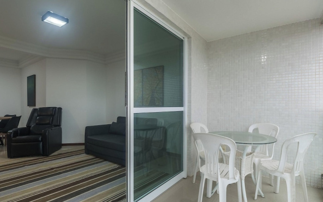 2-bedroom Apt 160m From the Beach Ewh0404