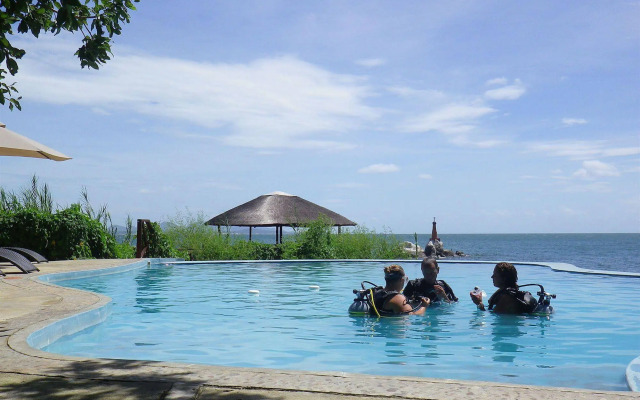 Blue Zebra Island Lodge