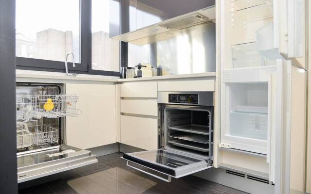 New Central Plaza Apartment 1