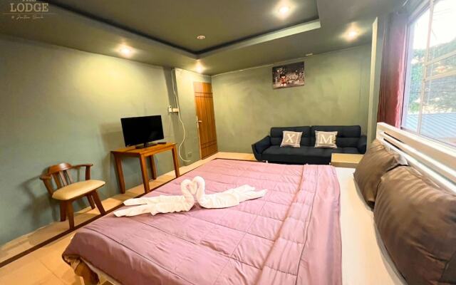 The Lodge Jomtien 9