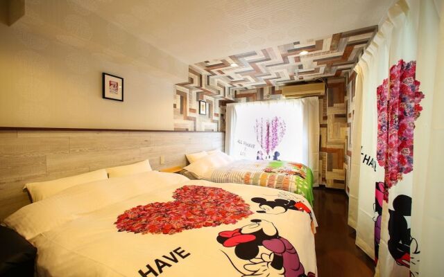 R Hotel