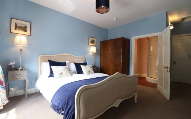 The Oakhill Inn